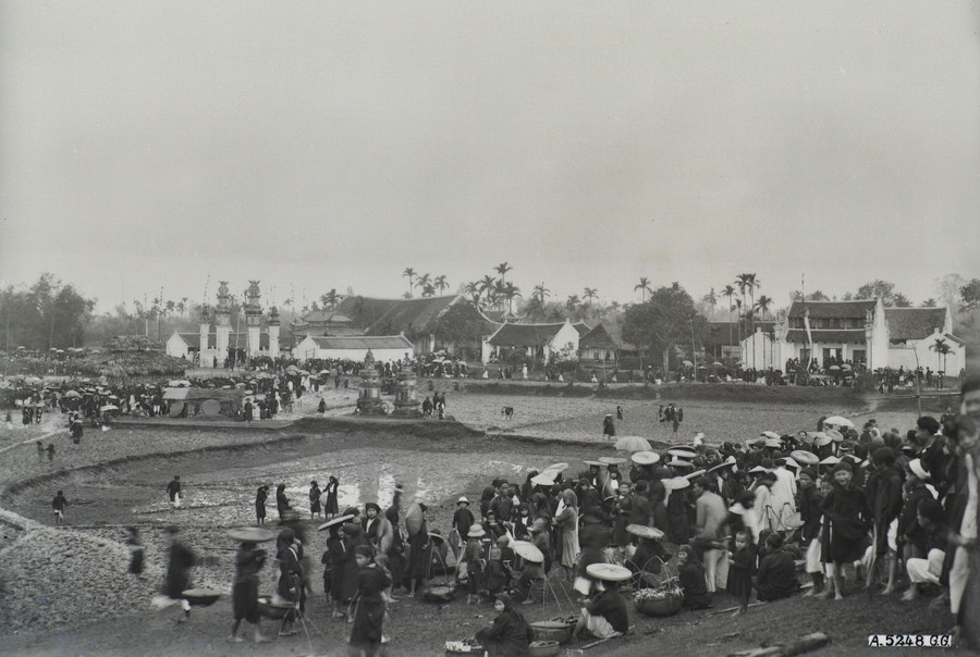 Ngôi đình đẹp nhất xứ Đoài: Huyền tích vợ chồng sinh Tam thánh - Hình 5 Ngoi dinh dep nhat xu Doai: Huyen tich vo chong sinh Tam thanh-Hinh-5