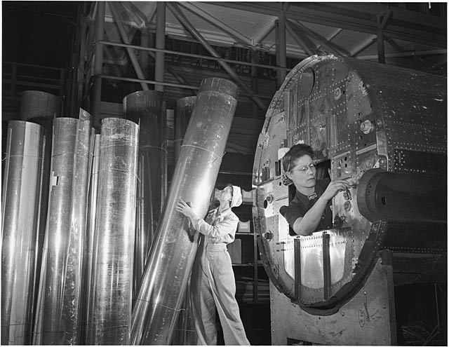 Điệp viên tuồn bí mật tình báo Mỹ cho Đức Quốc xã thế nào? - Hình 4 Diep vien tuon bi mat tinh bao My cho Duc Quoc xa the nao?-Hinh-4