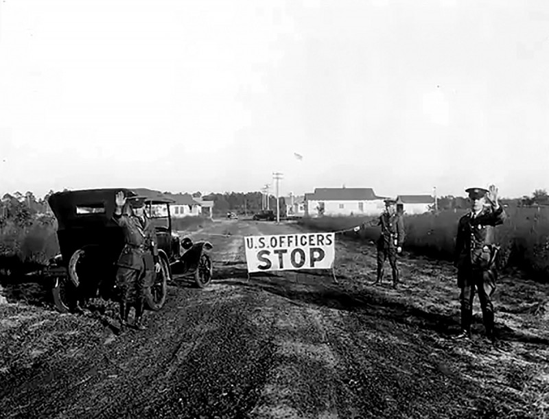 Điệp viên tuồn bí mật tình báo Mỹ cho Đức Quốc xã thế nào? - Hình 3 Diep vien tuon bi mat tinh bao My cho Duc Quoc xa the nao?-Hinh-3