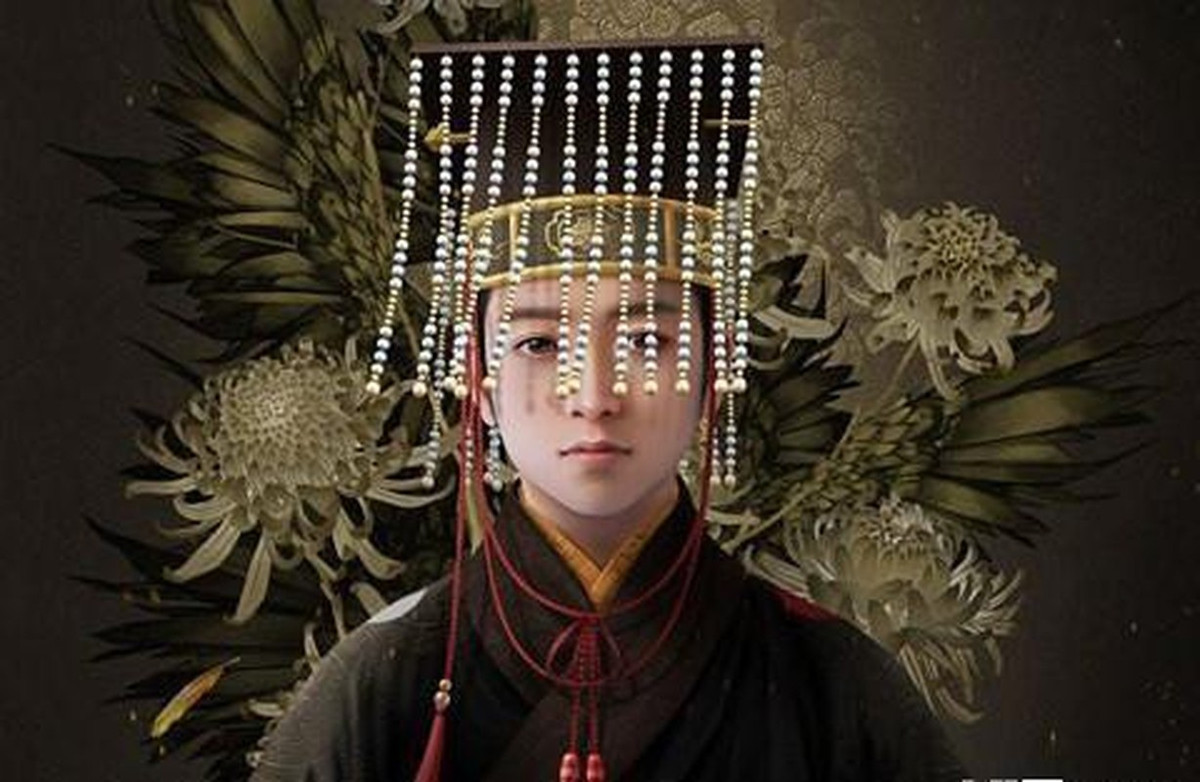 Con gái Lê Ngân là Lê Nhật Lệ lấy vua Lê Thái Tông, được sắc phong Huệ phi. Xét về thứ bậc gia đình, ông là bố vợ của vua. Tuy nhiên, đang ở đỉnh cao quyền lực, ông gặp họa lớn do chính mình gây nên.