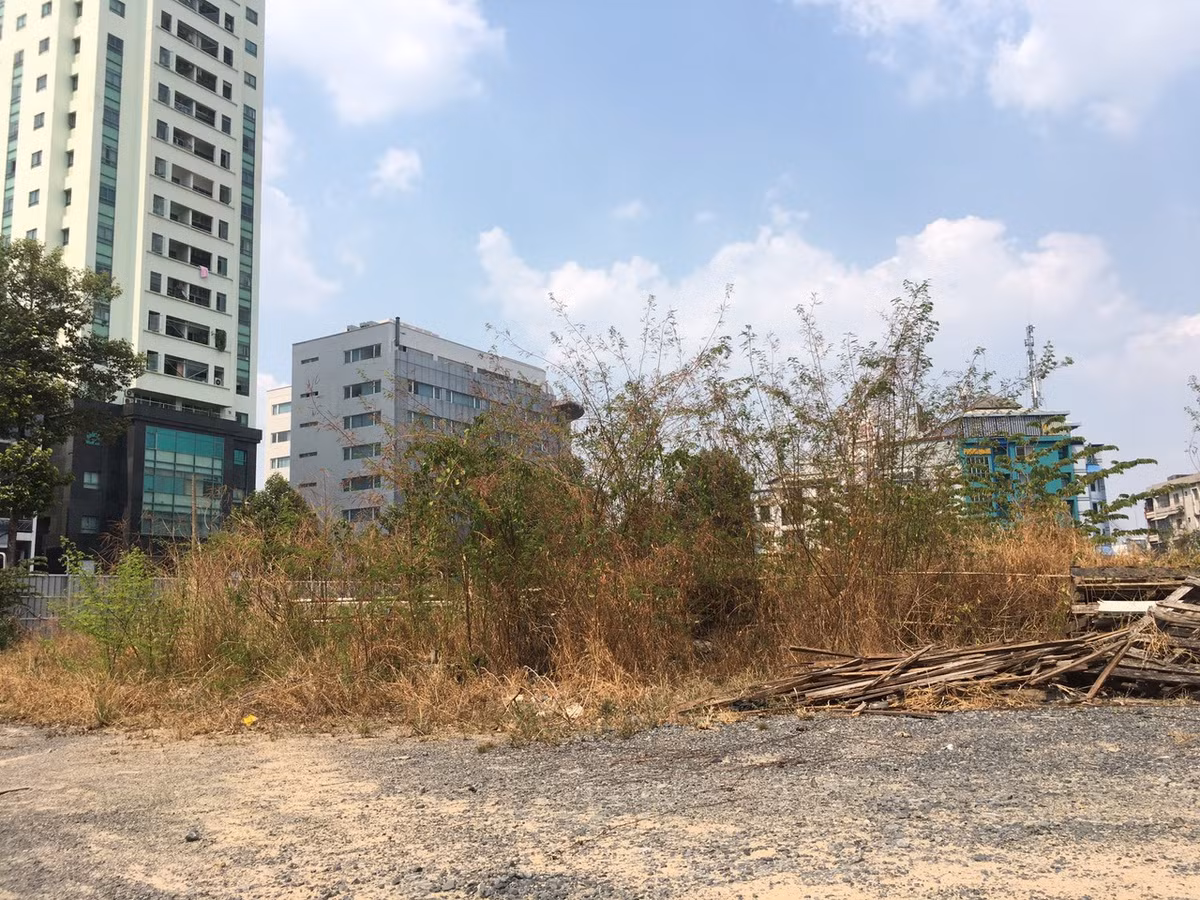 Diem ten loat du an bat dong san lot “tam ngam” thanh tra nam 2020