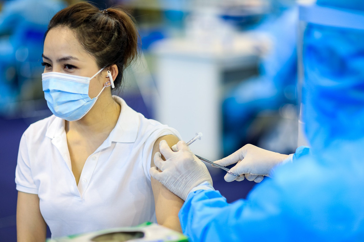 Thu tuong quyet dinh bo sung kinh phi mua 61 trieu lieu vac xin