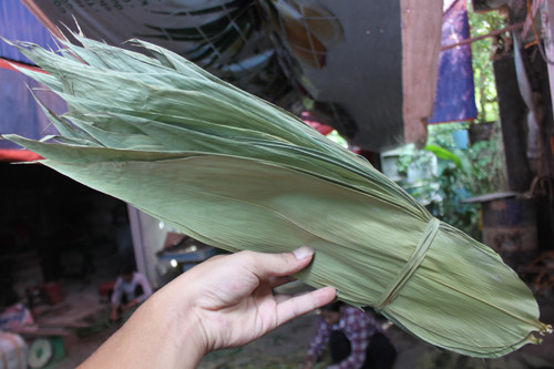 Nguoi dan ba dien tro thanh ty phu nho nhat la tre