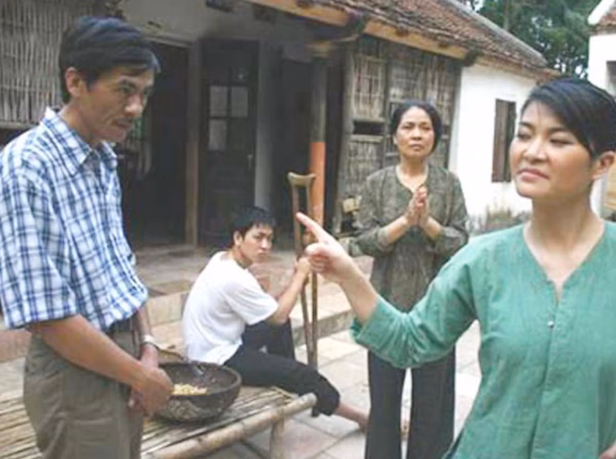 NS Bui Bai Binh tiet lo tung chet hut khi dong “Nha tien tri”-Hinh-3