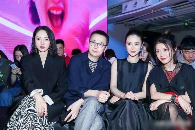 Sao nữ bị tố đánh đổi thân xác gây chấn động giới giải trí - Hình 4 Sao nu bi to danh doi than xac gay chan dong gioi giai tri-Hinh-4