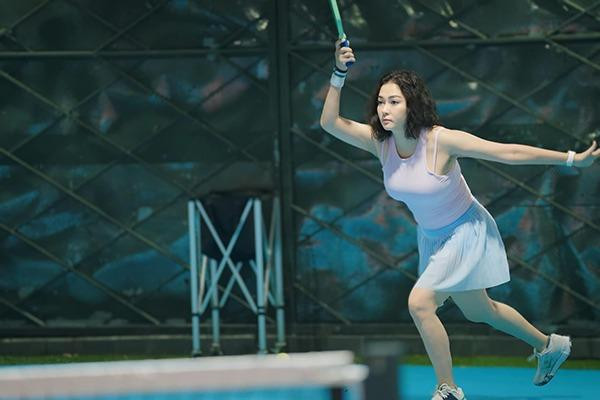 Hiện tại, Hoa hậu Nguyễn Thị Huyền đang kinh doanh riêng và đảm nhiệm một số công tác chuyên môn tại Học viện Báo chí Tuyên truyền. Theo hoa hậu, cô đang tận hưởng cuộc sống gia đình viên mãn, hạnh phúc bên con cái và người chồng thứ hai.