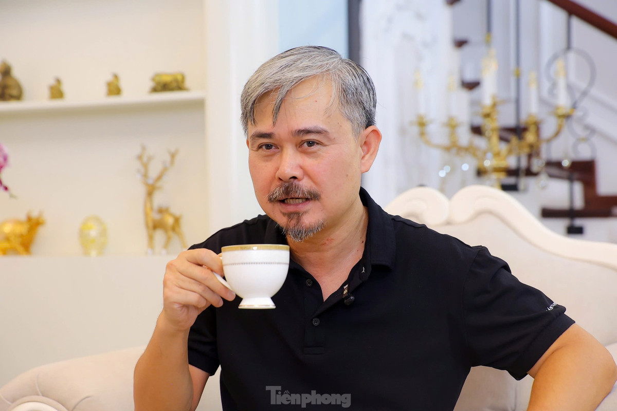 Trong hình dung của anh, Quân là nhân vật hiểm độc, mưu mô và máu lạnh. Nghệ sĩ Vĩnh Xương băn khoăn làm thế nào để toát ra cái uy của kẻ cầm đầu, trong khi vẻ ngoài của anh khá hiền lành. Nam diễn viên đầu tư khá nhiều về phục trang cho vai Quân, một số bộ quần áo anh đặt may riêng để phù hợp với nhân vật.