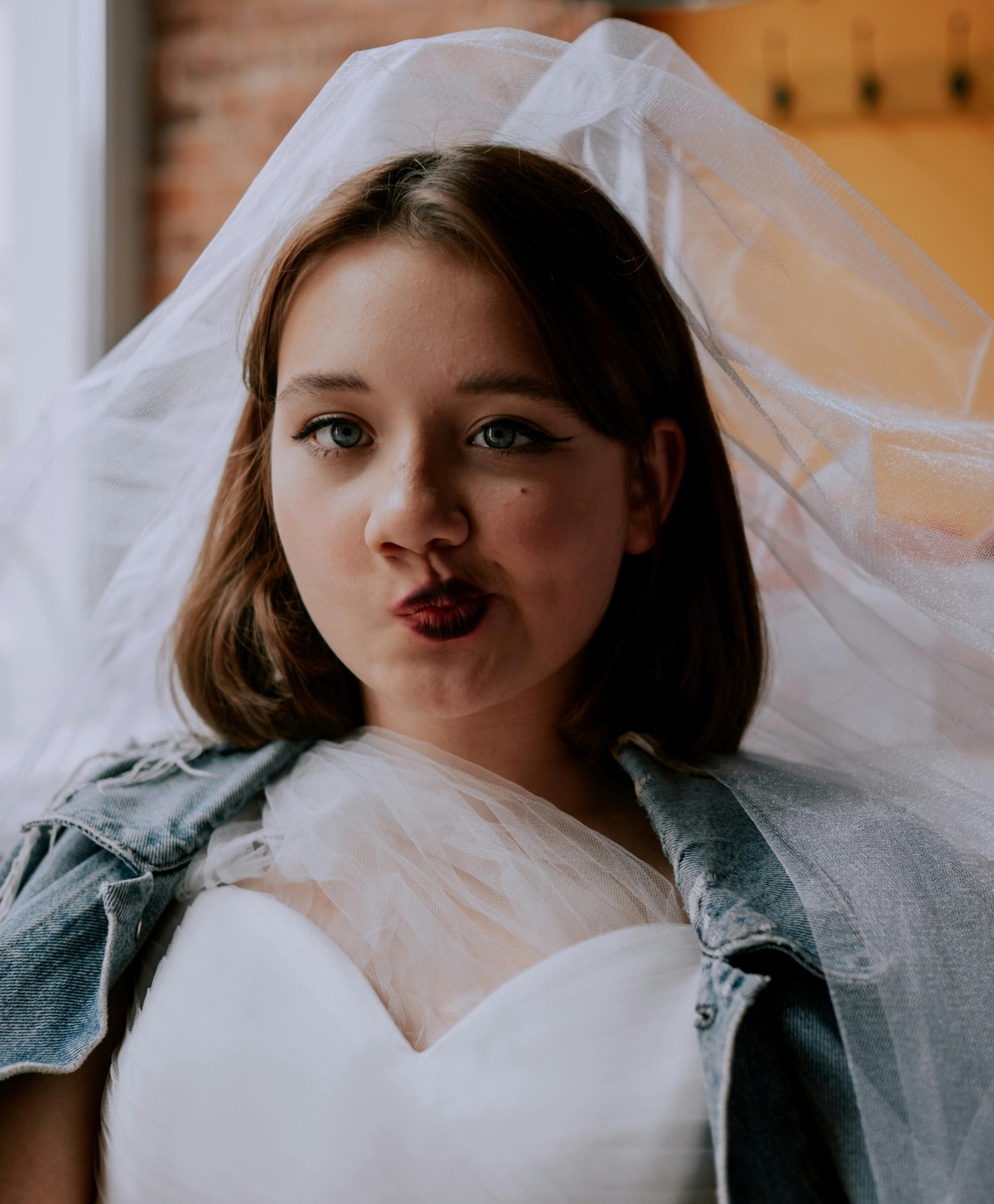 Em dau khong lam viec nha, ve me de khong xin phep nha chong