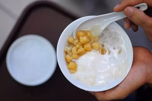 Tào phớ hạt sen.