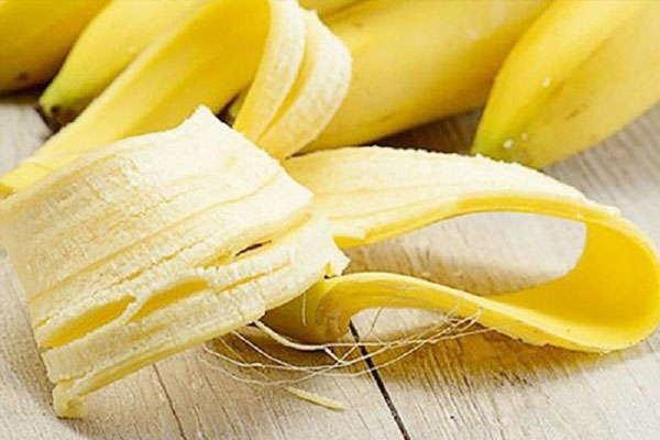 Chà vỏ chuối lên bàn chân bạn sẽ bất ngờ khi điều này xảy ra - Hình 2 Cha vo chuoi len ban chan ban se bat ngo khi dieu nay xay ra-Hinh-2