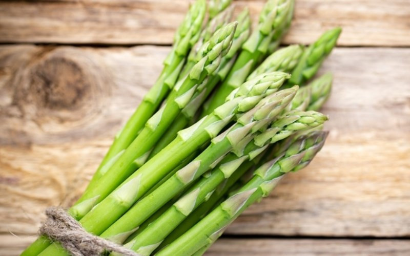 Mang tay dang vao mua, chi em toi tap tim mua-Hinh-4