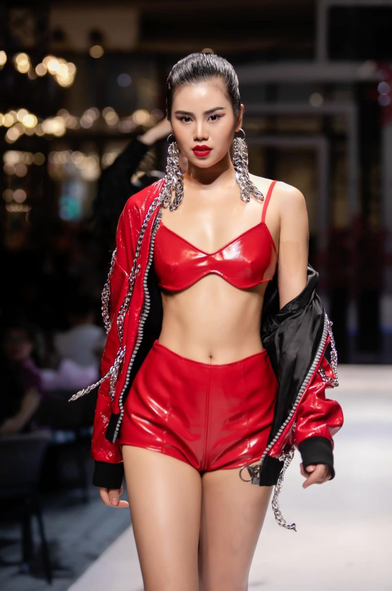 Nu giao vien the chat noi tieng co gu mac len lop khac han doi thuong-Hinh-6