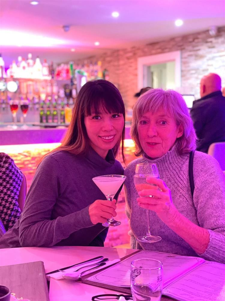 Ha Anh don sinh nhat, vi sao Xuan Lan duoc 