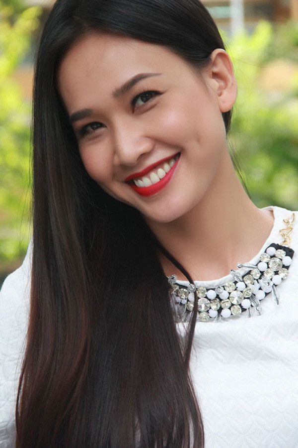 Hiện tại, Dương Mỹ Linh có cuộc sống mới. Cô không còn xuất hiện trong làng giải trí. Dù trước đó, cô từng xuất hiện và thành công trong các bộ phim như: Anh và em, Vũ khí sắc đẹp, Người mẫu, Mỹ nhân Sài Thành, Khát vọng xanh nhưng giờ cô không còn mặn mà với nghệ thuật. Nhiều tin đồn tiết lộ cô đã có người mới, tuy nhiên Dương Mỹ Linh vẫn kín tiếng trong đời tư của mình.