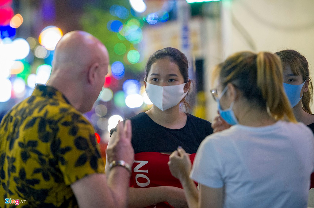 Pho Tay Bui Vien vang bong khach-Hinh-5