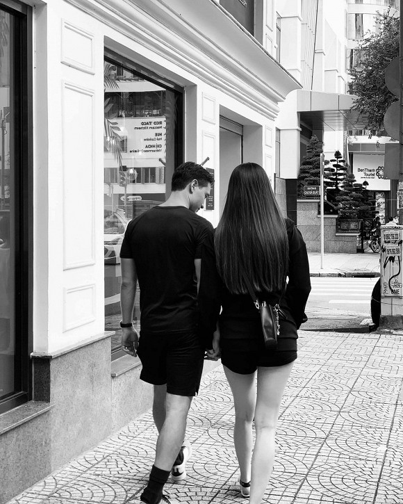 Kim Ly de lo voc dang cua Ho Ngoc Ha thang cuoi thai ki