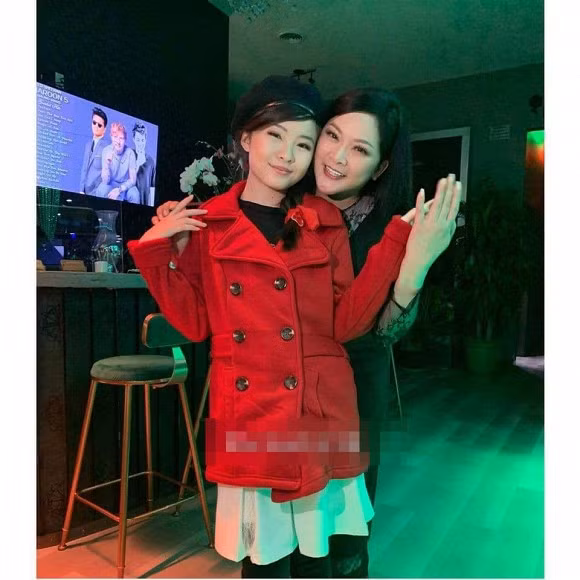 Ca si Nhu Quynh khoe anh moi nhat cua con gai, giong het me-Hinh-4