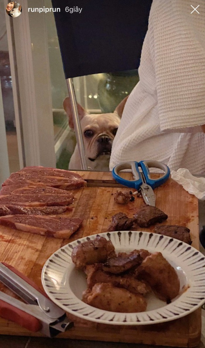 Phillip Nguyen bat ngo khoe anh an toi than mat cung co gai giau mat-Hinh-4