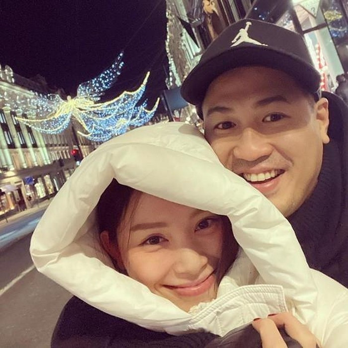 Phillip Nguyen bat ngo khoe anh an toi than mat cung co gai giau mat-Hinh-5