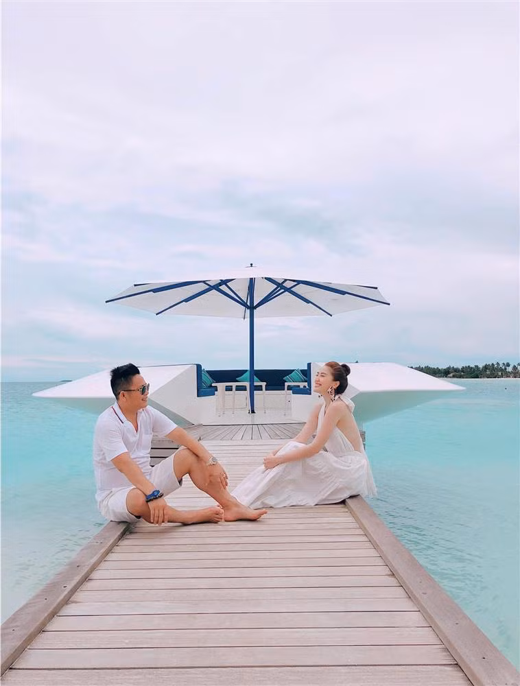 Khoe chong tren moi mat tran, Bao Thy quen tuyen bo nam xua roi!-Hinh-3