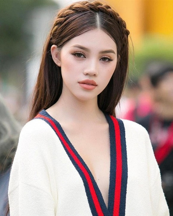 Hoa hau Jolie Nguyen tai xuat mang xa hoi sau 4 thang o an-Hinh-3