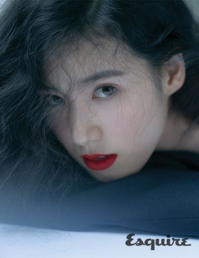 Jung Eun Chae (tên thật là Jung Sol Mi) sinh năm 1986, xuất thân người mẫu nên tuy không phải là sao hạng A nhưng nhan sắc của cô lại được nhiều người khen ngợi.