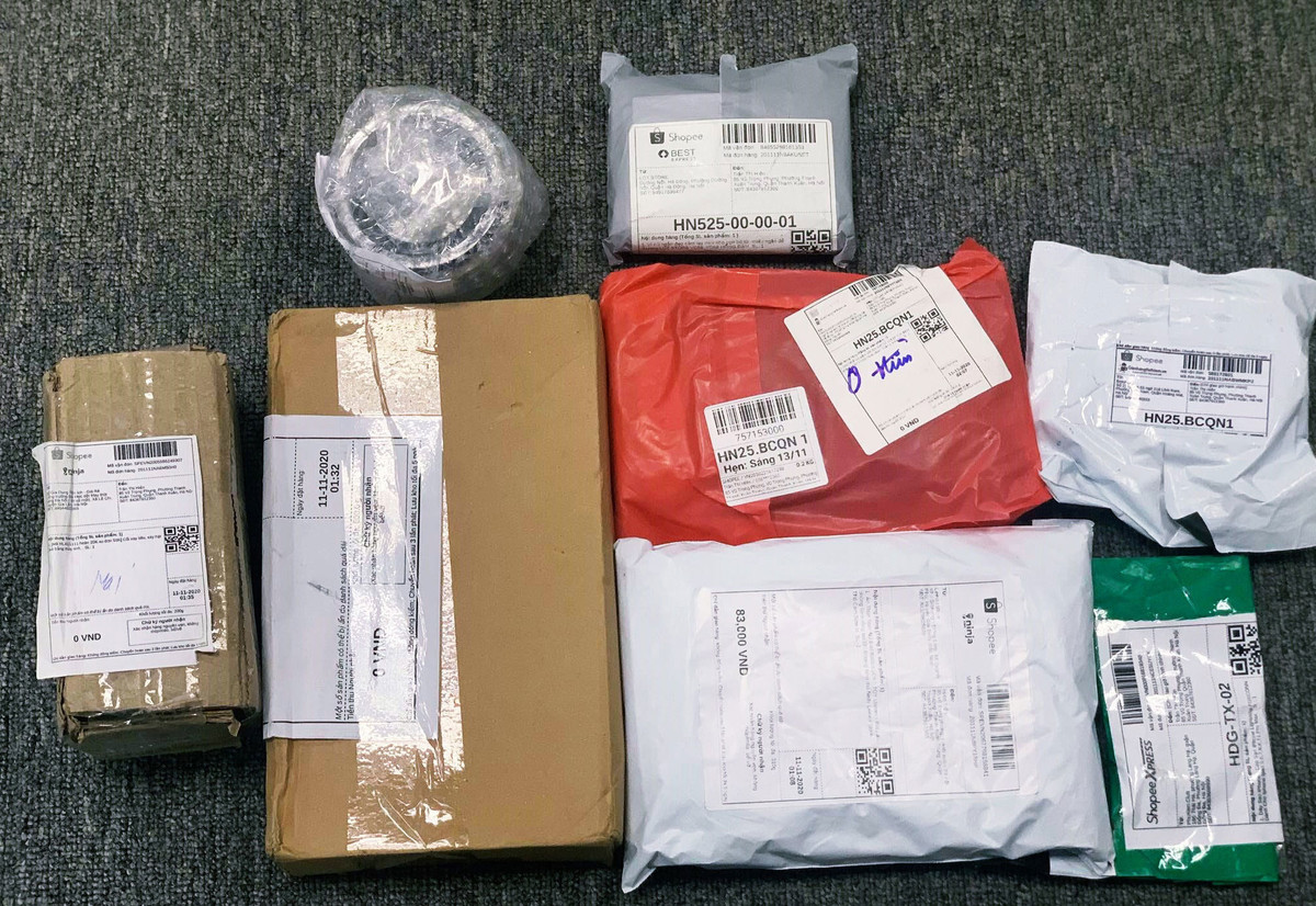 San sale: Hang giam gia 1.000 dong phi ship 1,9 trieu-Hinh-7