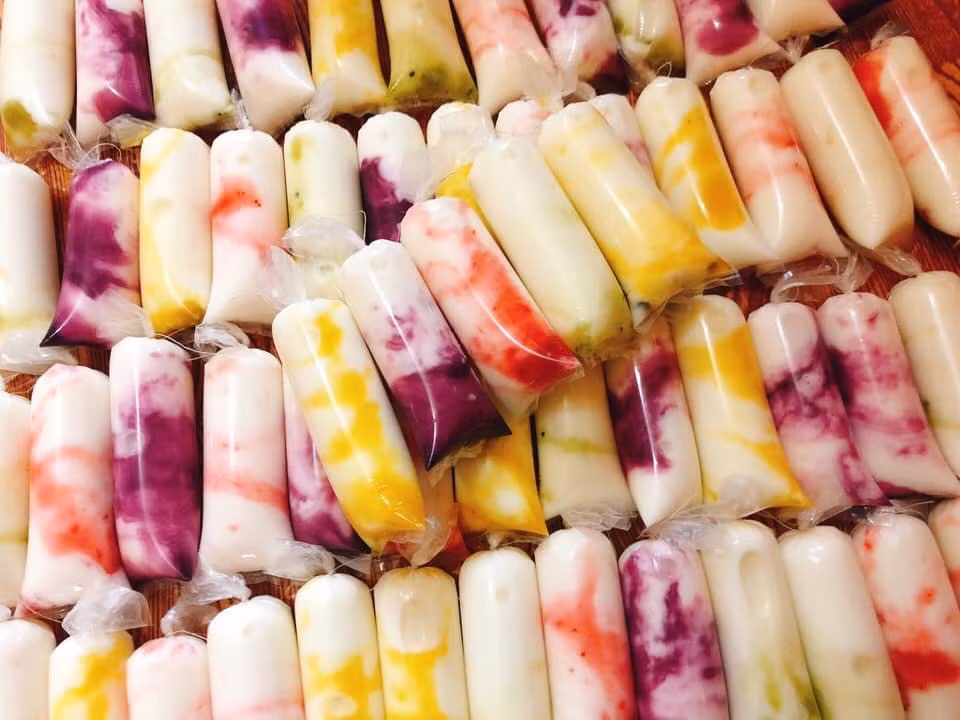 Sua chua xanh do 15 ngan/kg, rao hang xin ban re e he