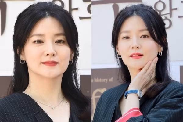 Tái xuất trên màn ảnh rộng với phim 'Bring me home' sau 14 năm vắng bóng, “quốc bảo” xứ Hàn gây bất ngờ khi giành giải ''Nữ diễn viên chính xuất sắc nhất'' tại Giải thưởng Nghệ thuật Điện ảnh Chunsa lần thứ 25 được trao hồi tháng 6 vừa qua. Lee Young Ae chia sẻ bản thân luôn cầu nguyện để cân bằng vai trò của một người vợ, người mẹ và một diễn viên đồng thời giải thưởng lần này đã giúp cô lấy lại can đảm để tiếp tục gắn bó với phim ảnh.