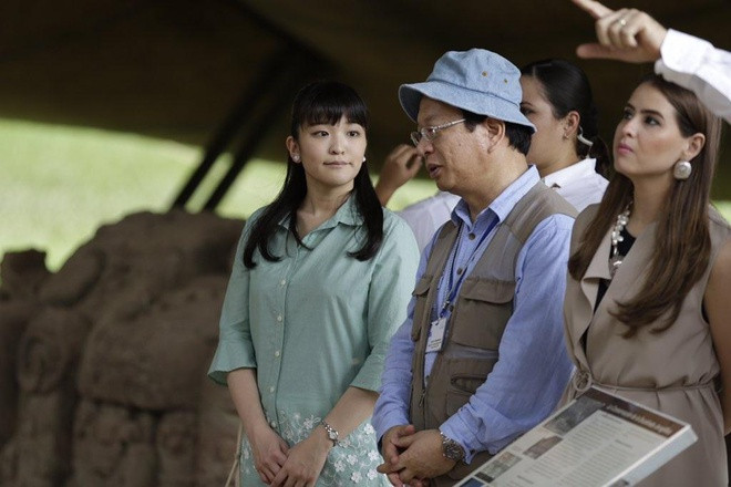 Khi được hỏi liệu kế hoạch đám cưới của công chúa có được công bố trong năm nay hay không, Takaharu Kachi, phụ tá của gia đình thái tử, cho biết: "Chúng tôi không chắc ở giai đoạn này. Đại dịch đã tác động đáng kể và tình hình đã thay đổi so với lần đầu họ tuyên bố hoãn đám cưới". Ảnh: AFP.