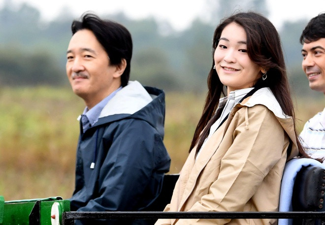 Tháng trước, công chúa đã thực hiện nhiệm vụ chính thức bên ngoài Cung điện Hoàng gia lần đầu tiên sau khoảng 8 tháng. Cô tham quan triển lãm hàng thủ công truyền thống của Nhật Bản tại cửa hàng bách hóa Nihombashi Mitsukoshi ở trung tâm Tokyo. Ảnh: AFP.