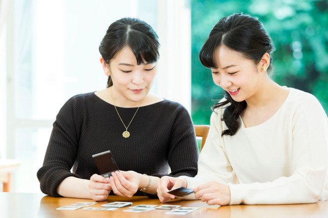 Ngày kết hôn của công chúa và Komuro, người hiện theo học tại một trường luật ở New York, vẫn chưa được ấn định sau khi bị hoãn lại từ năm 2018. Giữa đại dịch Covid-19, công chúa đã dành nhiều thời gian hơn cho gia đình khi phần lớn các hoạt động hoàng gia bị hủy bỏ. Ảnh: Kyodo.