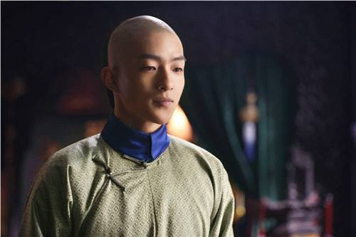 ‘Ngu A Ca” Khuat So Tieu bi to bao dam, ep ban gai cu ky hop dong no le-Hinh-5