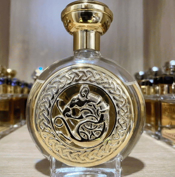 Tran Thanh khoe chai nuoc hoa thu 214, fan thay Hari Won dan mat