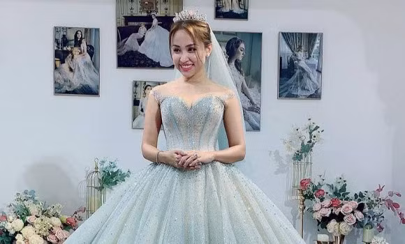 Van Hugo tiet lo 3 lan duoc cau hon va moi quan he voi chong cu-Hinh-2