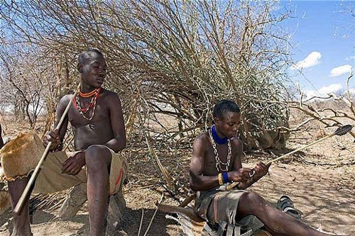 br/> Gần 1.000 cư dân Hadza sống quanh vùng núi Kidero, cạnh hồ Eyasi ở phía Bắc nước Tanzania, Đông Nam châu Phi là một trong những bộ tộc cổ xưa nhất thế giới. Ảnh minh họa. 