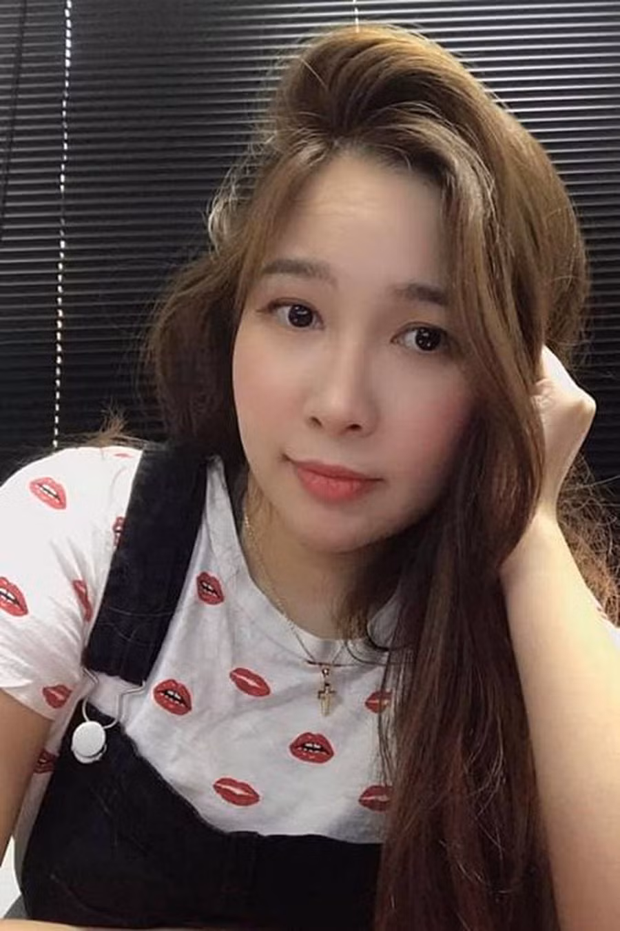 Kim Hien to Duy Uyen xuc pham minh, chinh chu dap tra cang det-Hinh-3