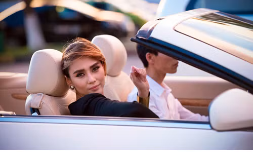 Phụ nữ ngoại tình thường muốn chồng phát hiện và giải thoát cho họ. Còn đàn ông khi bị phát hiện ngoại tình thì tìm đủ mọi lý do để bào chữa cho lỗi lầm của bản thân.