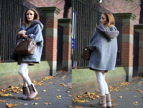 Boots lông cừu (Ugg boots). Các bạn gái vô cùng thích thú với dáng vẻ ngộ nghĩnh mà lại vô cùng đáng yêu Ugg boots. Những đôi boots này có khả năng giữ ấm cực kỳ tốt, nhất là trong tiết trời cắt da cắt thịt, tốt cho sức khỏe. Song, các bạn nam thì lại cho rằng những đôi boots long cừu khiến cho đôi bàn chân nhỏ nhất cũng thành to, trông rất cục mịch. Boots lông cừu (Ugg boots). Các bạn gái vô cùng thích thú với dáng vẻ ngộ nghĩnh mà lại vô cùng đáng yêu Ugg boots. Những đôi boots này có khả năng giữ ấm cực kỳ tốt, nhất là trong tiết trời cắt da cắt thịt, tốt cho sức khỏe. Song, các bạn nam thì lại cho rằng những đôi boots long cừu khiến cho đôi bàn chân nhỏ nhất cũng thành to, trông rất cục mịch.