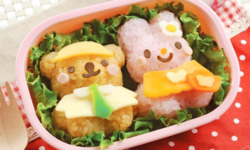 Hai chú gấu thân thiện...