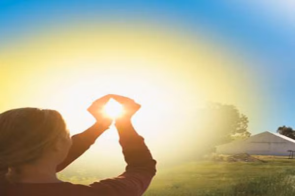 Không chỉ vậy, các nhà nghiên cứu còn phát hiện thấy, con người có sự phấn khích về tâm lý vài giây trước khi một sự kiện nào đó sắp xảy ra với họ. Phát hiện này cho thấy, các cơ quan tiềm thức cảm nhận được tương lai khi có một điều gì đó quan trọng sắp xảy ra, ngay cả khi người ta không biết đến điều này trước đó.