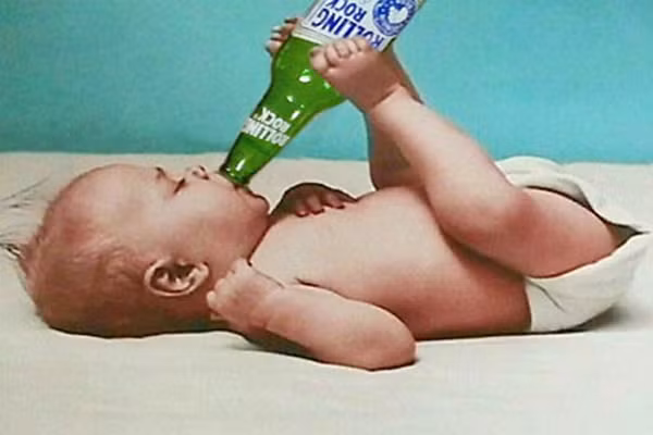 Bia được làm từ nước bọt. Một cô bé 8 tuổi người Inca cổ đã nhai bắp thành bột trong miệng, sau đó cho vào những vại lớn chứa nước ấm và để trong vài tuần. Sau khi lọc, được hỗn hợp đen và sánh lại. Vi khuẩn và enzyme được tìm thấy trong nước bọt con người có thể thay thế mạch nha thường được sử dụng để sản xuất bia.