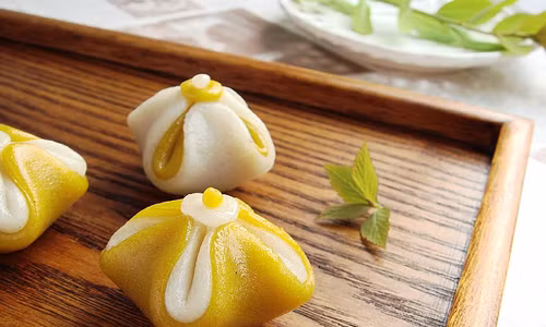 Bánh có thể được ăn kèm với trà nóng sẽ rất ngon.