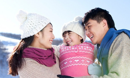 1. Nên mặc thêm áo ấm cho trẻ