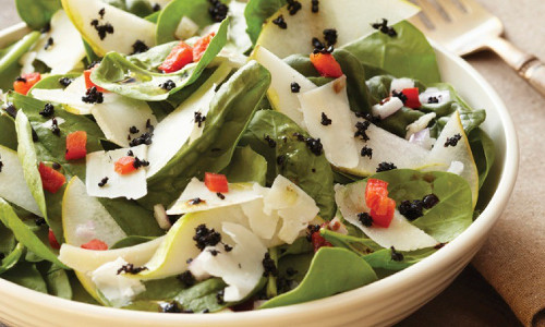 Kiến. Món ăn từ kiến được xem là có vị ngọt và hương vị hấp dẫn. Kiến thường xuất hiện trong các món salad và món chính. Kiến xuất hiện nhiều trong thực đơn của nhà hàng ở London và Copenhagen. Thật ngạc nhiên khi 100g kiến đỏ có chứa 14g protein, 48g canxi và một số vitamin khác.