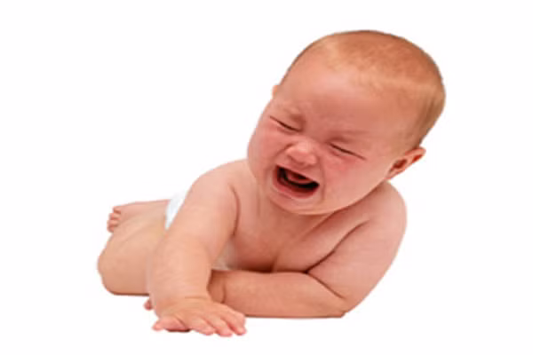 Theo các chuyên gia dinh dưỡng, dị ứng sữa thực chất là biểu hiện dị ứng với protein có trong sữa. Hàm lượng cao protein trong các loại sữa này chưa được xử lý có thể làm trẻ khó tiêu hóa. Thêm vào nữa là muối trong đó cũng gây khó khăn cho thận chưa hoàn toàn trưởng thành của trẻ.