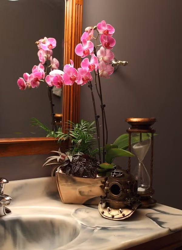 Những bông hoa tươi xinh đẹp và duyên dáng sẽ làm cho bầu không khí thêm trong lành hơn.