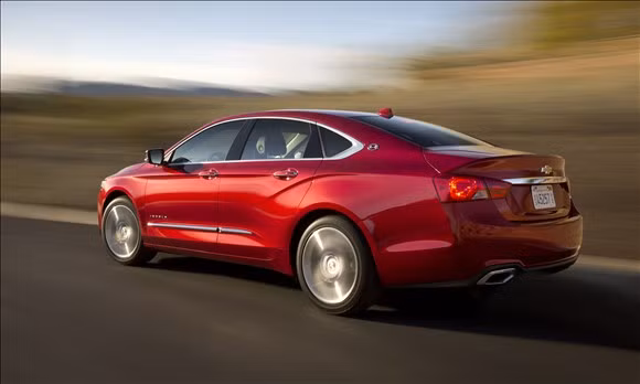 Chevrolet Impala 2014 thế hệ thứ 9 không phải là một dòng xe quá xuất sắc nhưng vẫn có những cải tiến đáng kể so với các thế hệ trước.