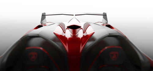 Dòng xe mui trần này có trọng lượng 1.490 kg, với tỷ lệ trọng lượng/công suất là 1,99 kg/mã lực. Lamborghini Veneno Roadster có trọng lượng nhẹ như vậy bởi nó sử dụng khung gầm liền thân bằng polymer gia cố sợi carbon (CFRP). Các thành phần trên thân vỏ cũng đều được làm bằng CFRP.