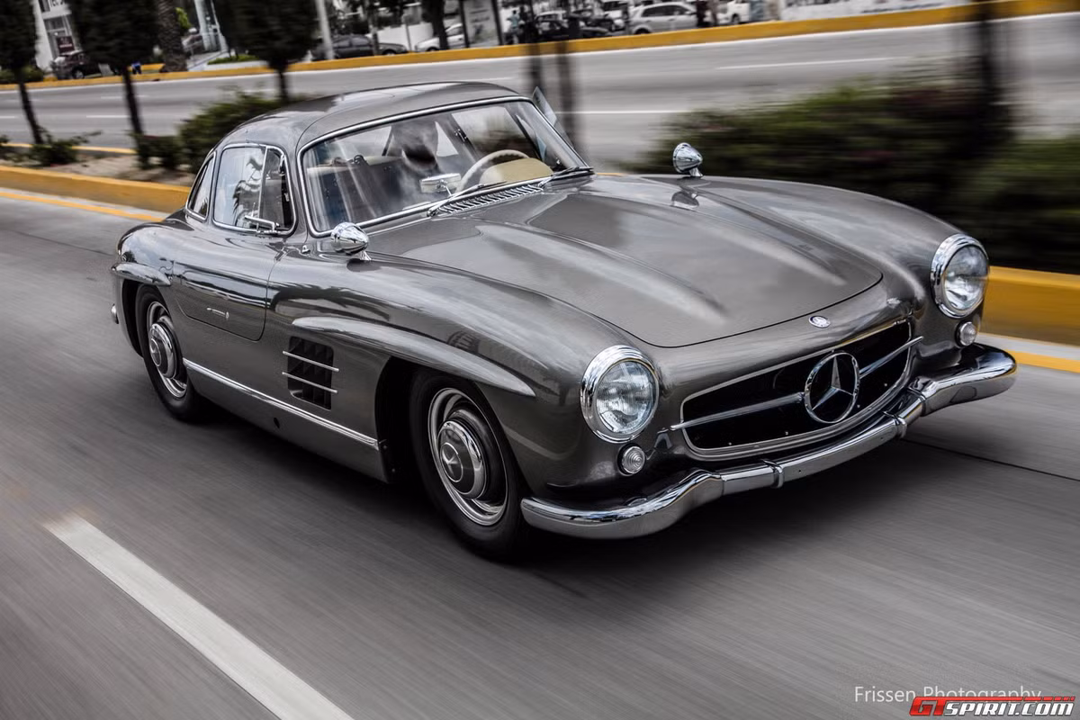 Chỉ có khoảng 1.400 chiếc được sản xuất, 80% trong số đó đã được đưa tới Mỹ.